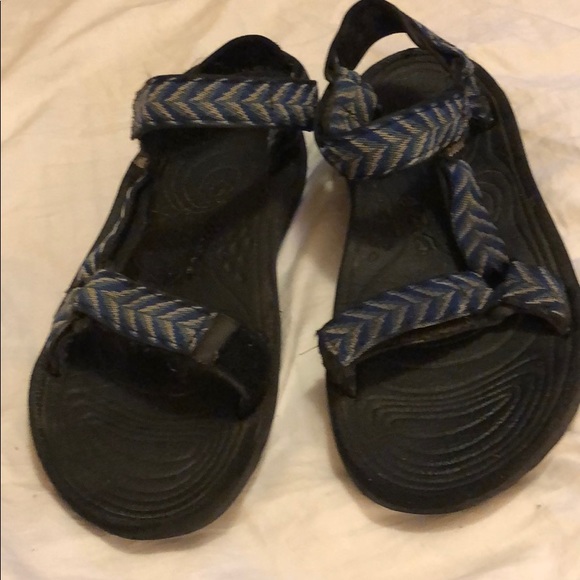 teva navy sandals